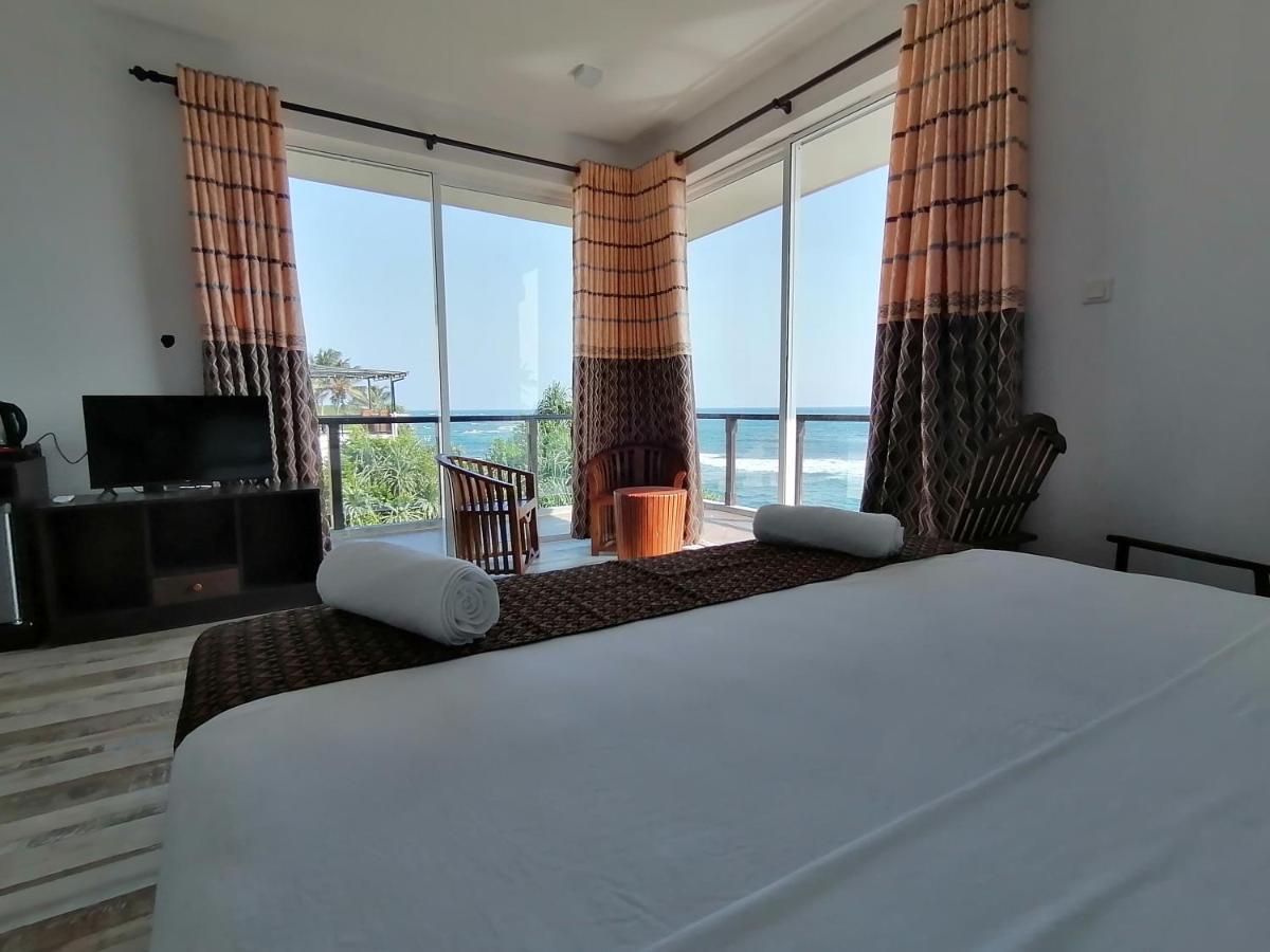 Ara Beach Resort Mirissa Εξωτερικό φωτογραφία