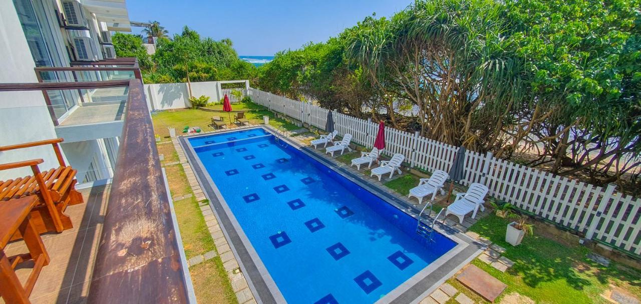 Ara Beach Resort Mirissa Εξωτερικό φωτογραφία